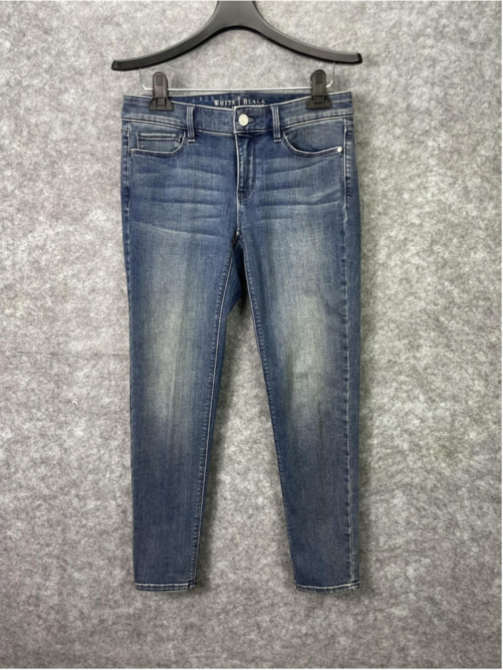 White House Black Market Crop Jeans Womens 2 Blue Med Wash Low Rise Slim 29x26